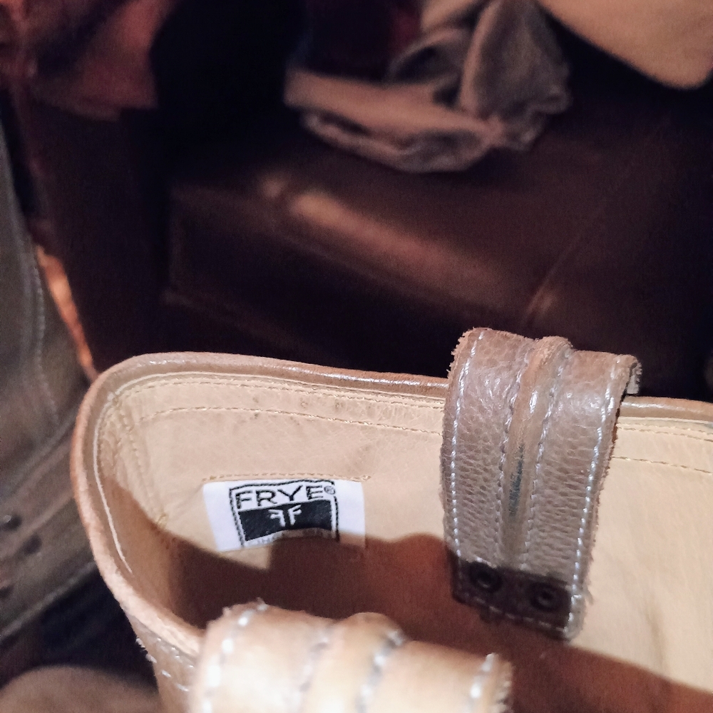 Frye Brand Boots , Leather, "Carmen" Grayish , Tan, Boots! - Picture 11 of 14